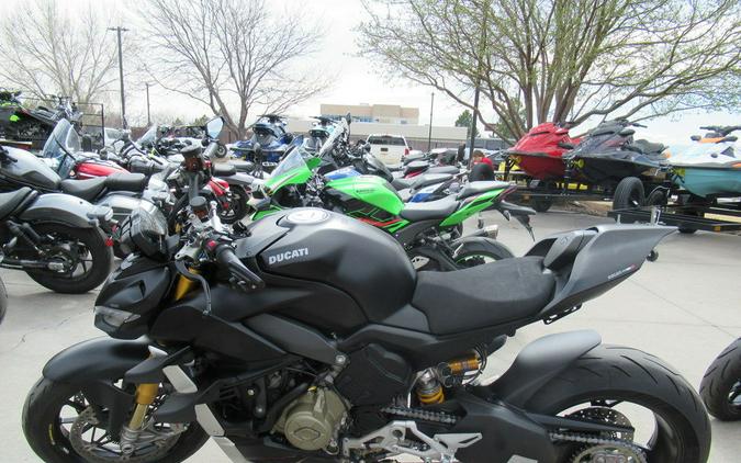 2022 Ducati Streetfighter V4 S Dark Stealth