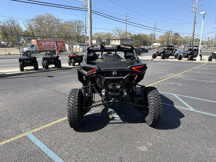 2026 Can-Am® Maverick R X rc with Smart-Shox