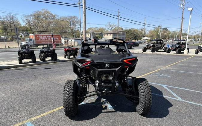 2026 Can-Am® Maverick R X rc with Smart-Shox