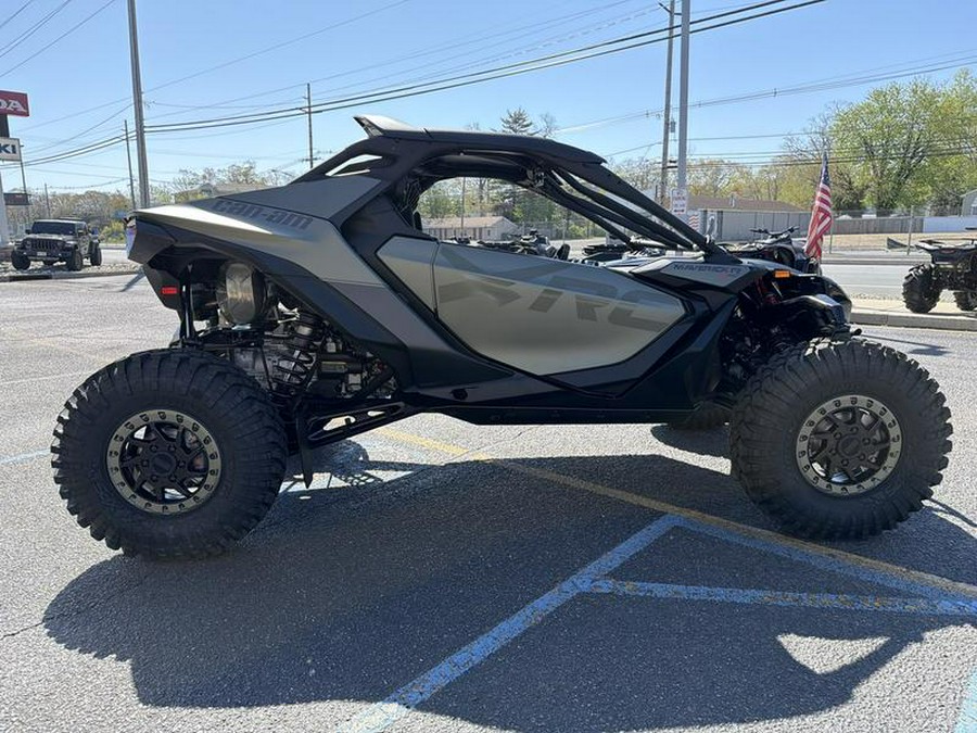 2026 Can-Am® Maverick R X rc with Smart-Shox