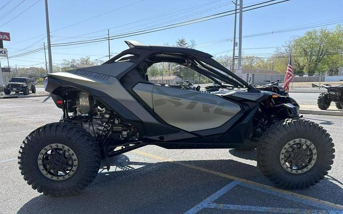 2026 Can-Am® Maverick R X rc with Smart-Shox