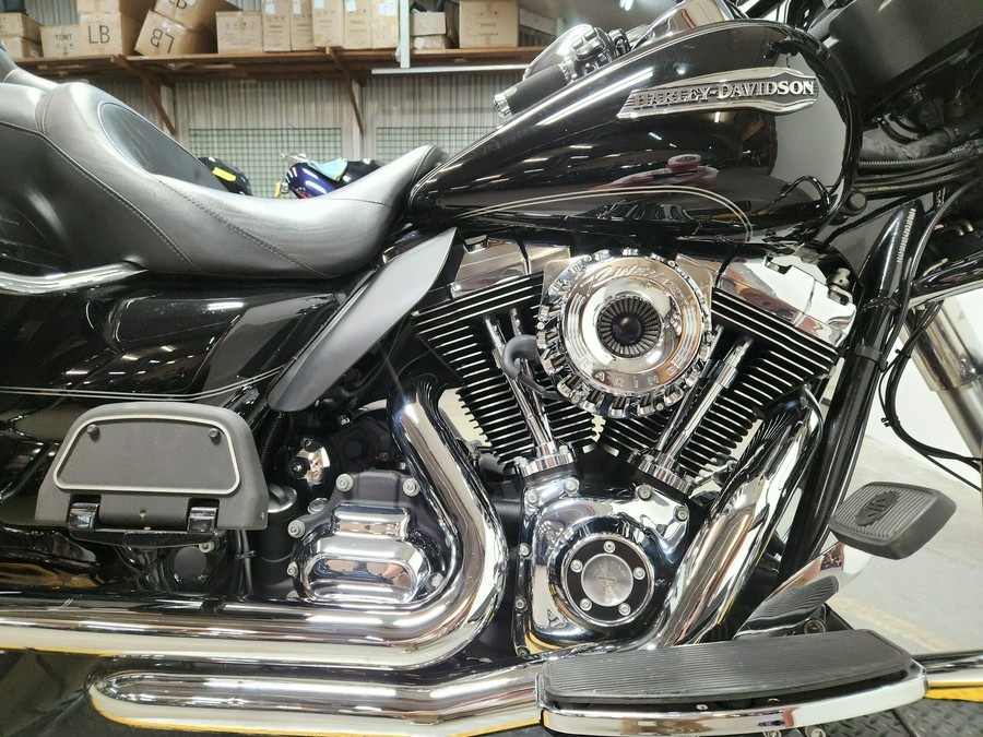 2016 Harley-Davidson® Electra Glide® Ultra Classic - FP8900