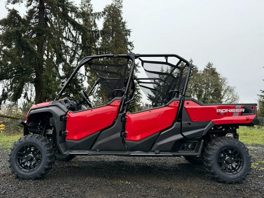 2025 Honda Pioneer 1000-6 Deluxe Crew