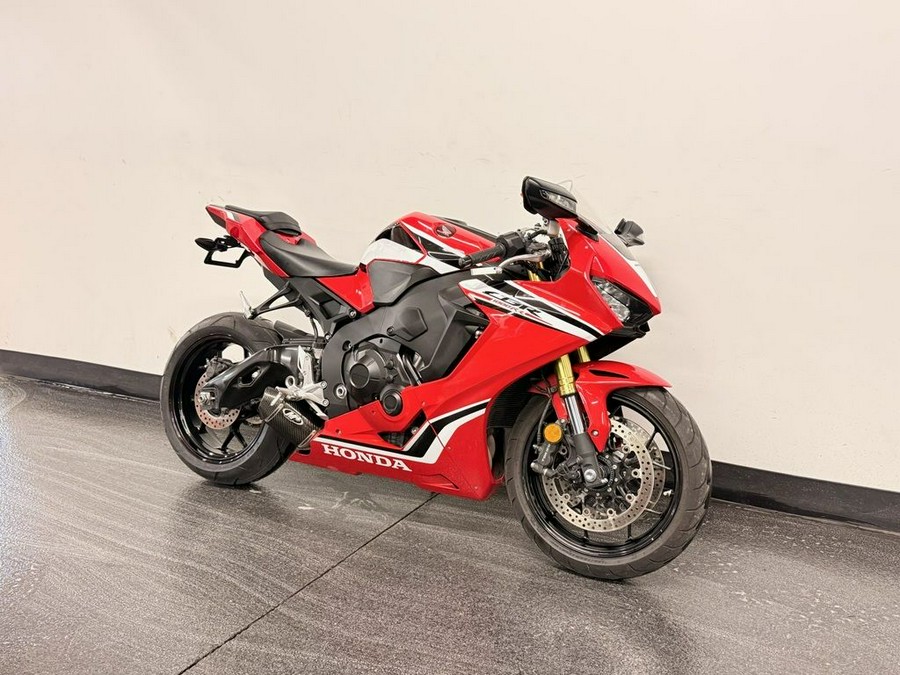 2021 Honda® CBR1000RR ABS