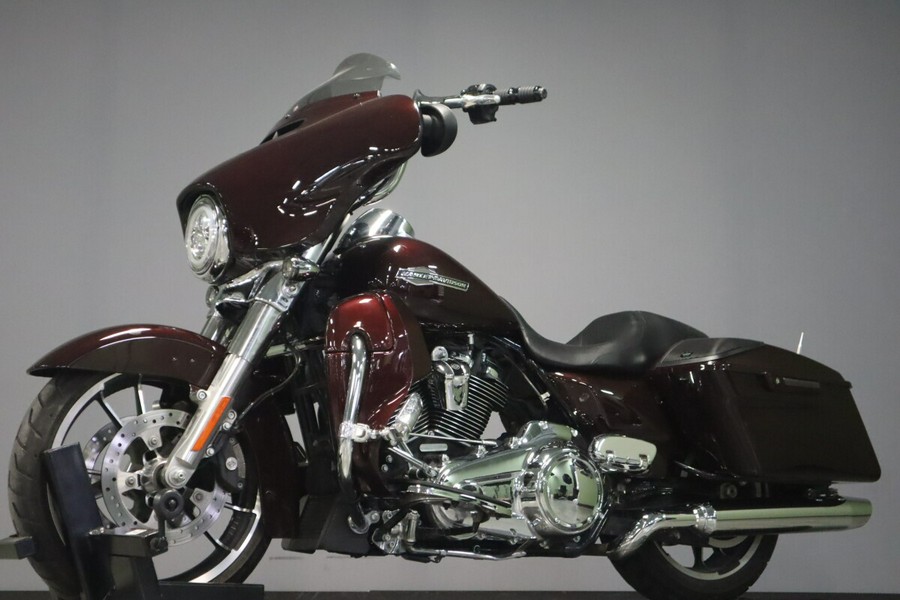 2022 Harley-Davidson Street Glide