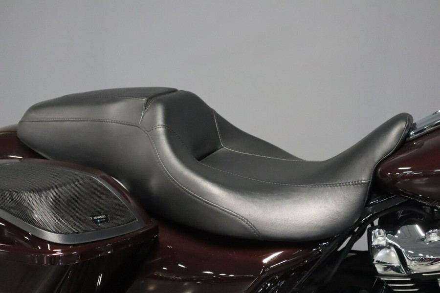 2022 Harley-Davidson Street Glide