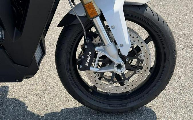 2026 BMW S 1000 XR Light White/M Motorsport