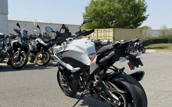 2026 BMW S 1000 XR Light White/M Motorsport
