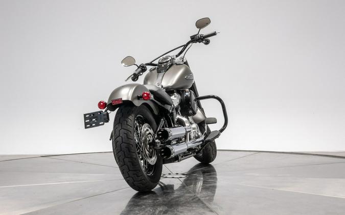 2018 HARLEY-DAVIDSON FLSL SLIM in Industrial Gray Denim