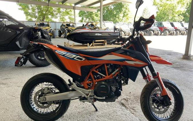 2024 KTM 690 SMC R