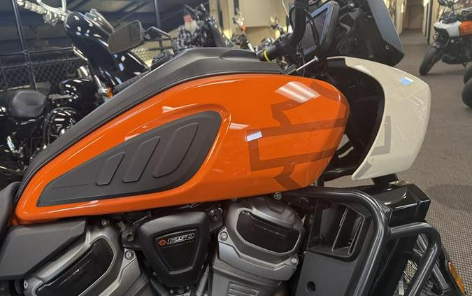 2022 Harley-Davidson® RA1250S - Pan America™ 1250 Special