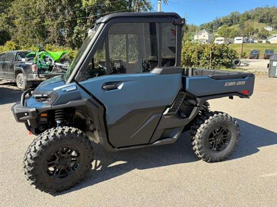 2026 Can-Am Defender Limited HD11