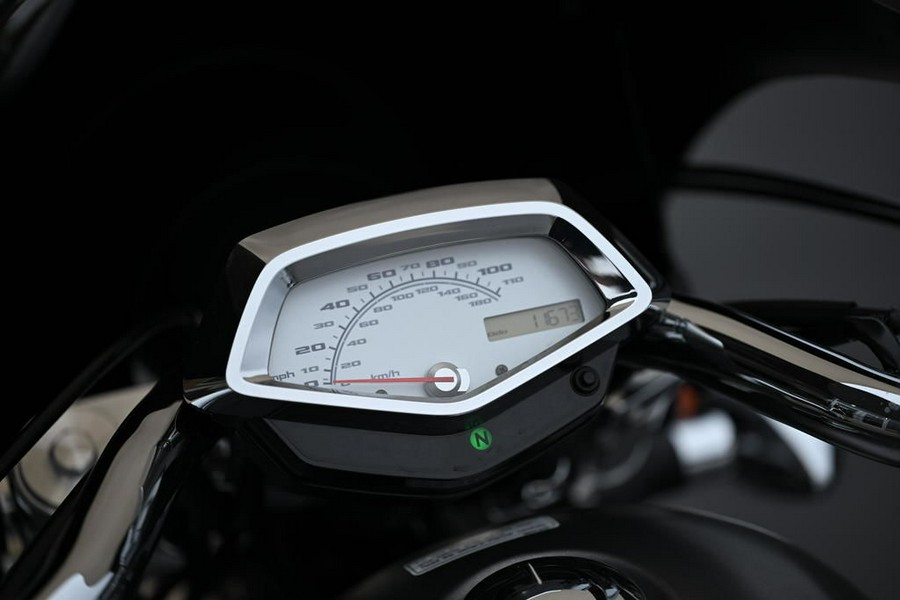 2010 Honda® Fury (VT13CXA)