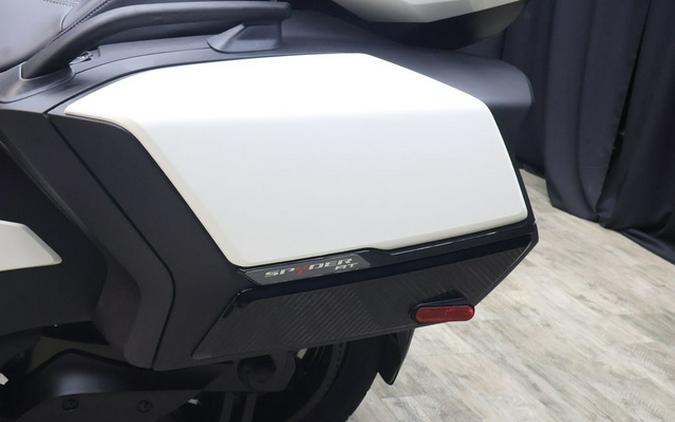 2026 Can-Am Spyder RT Limited Platine