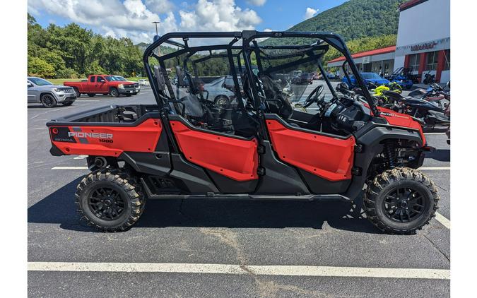 2023 Honda PIONEER 1000-6 DELUXE CREW