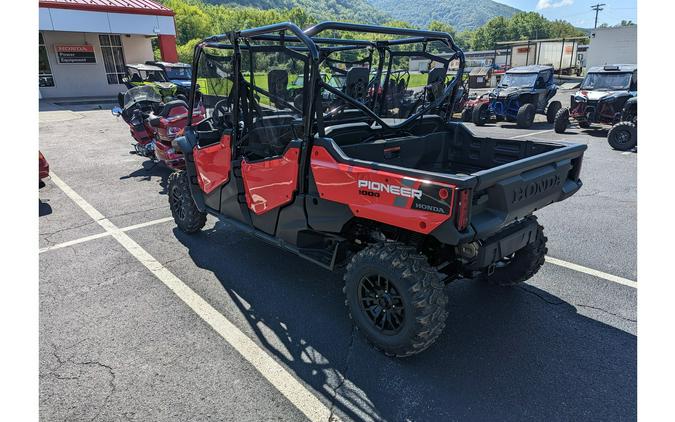 2023 Honda PIONEER 1000-6 DELUXE CREW