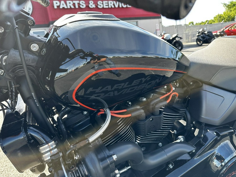 2019 Harley-Davidson Softail FXDR 114
