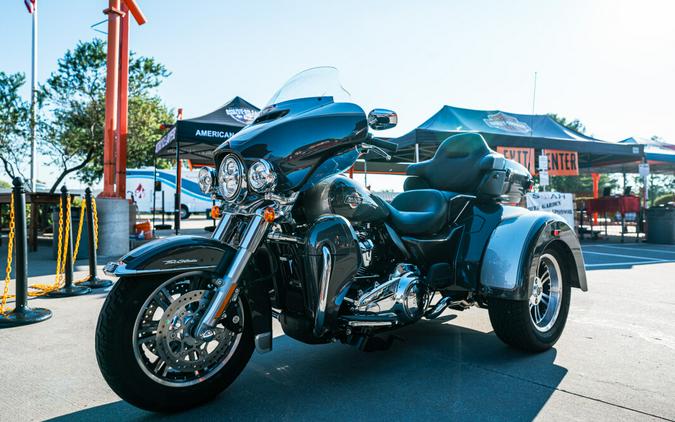 2023 Tri Glide Ultra FLHTCUTG