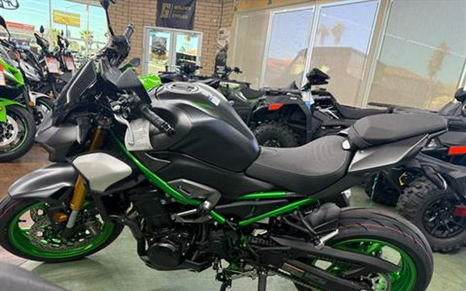 2026 Kawasaki Z900 SE ABS