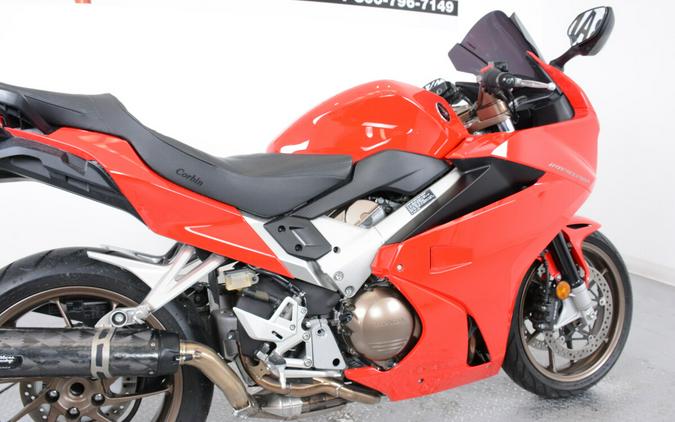 2015 HONDA VFR800F