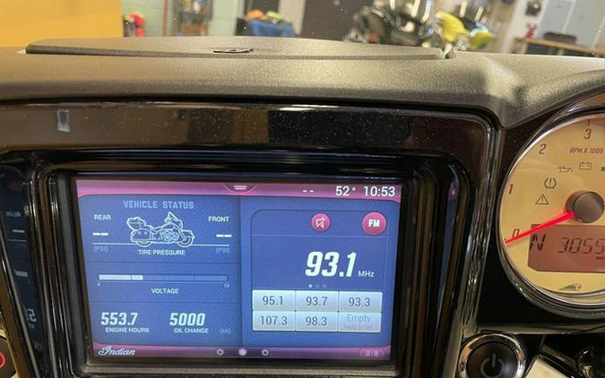 2017 Indian Chieftain Thunder Black Pearl