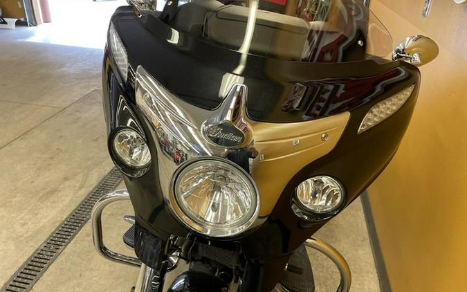 2017 Indian Chieftain Thunder Black Pearl