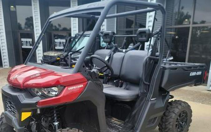 2024 Can-Am® Defender DPS HD10 Fiery Red