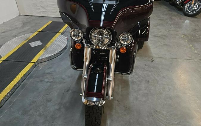 FLHTCUTG 2022 Tri Glide Ultra