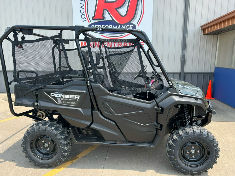 2024 Honda Pioneer 1000-5