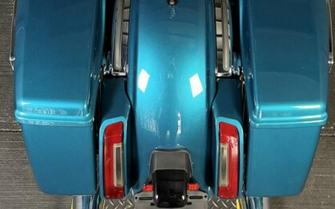 2026 Harley-Davidson® Street Glide® FLHX TEAL THUNDR/BLK W/ PINSTRIP