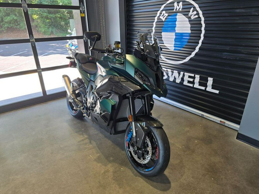 2026 BMW M 1000 XR