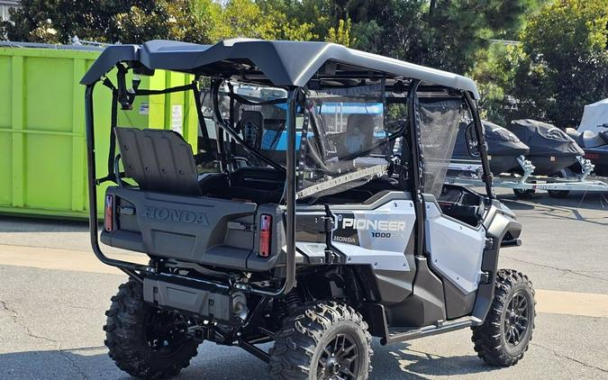 2024 Honda Pioneer 1000-5 Deluxe