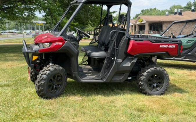 2024 Can-Am Defender XT HD10