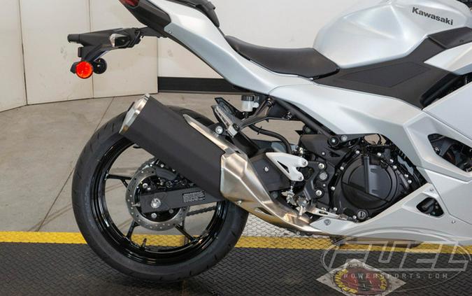 2025 Kawasaki Ninja 500