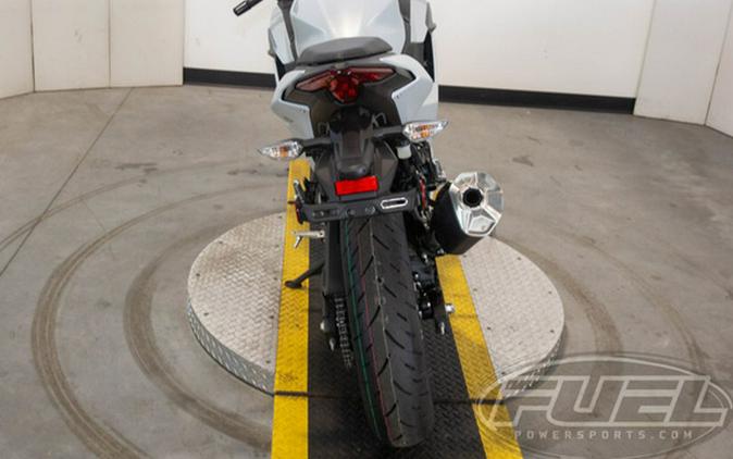 2025 Kawasaki Ninja 500