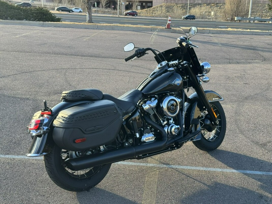 2025 Harley-Davidson® Heritage Classic