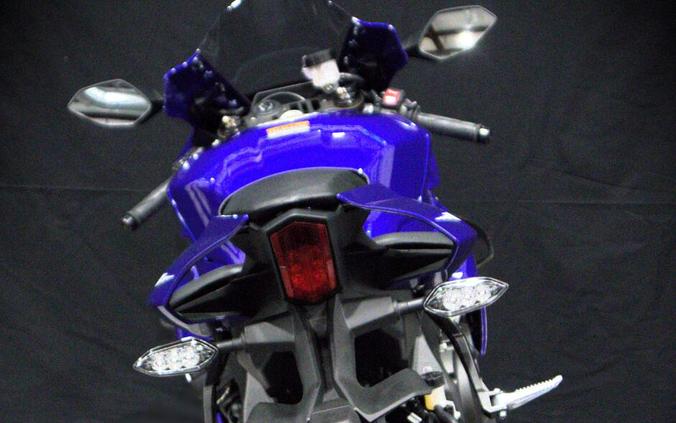2026 YAMAHA YZF-R1