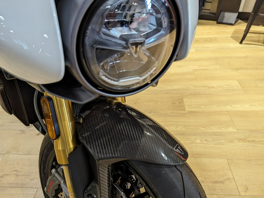 2023 Triumph Speed Triple 1200 RR