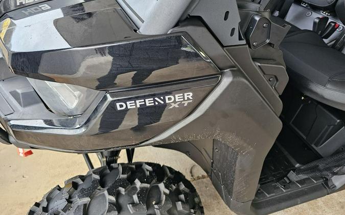 2024 Can-Am® Defender XT HD9