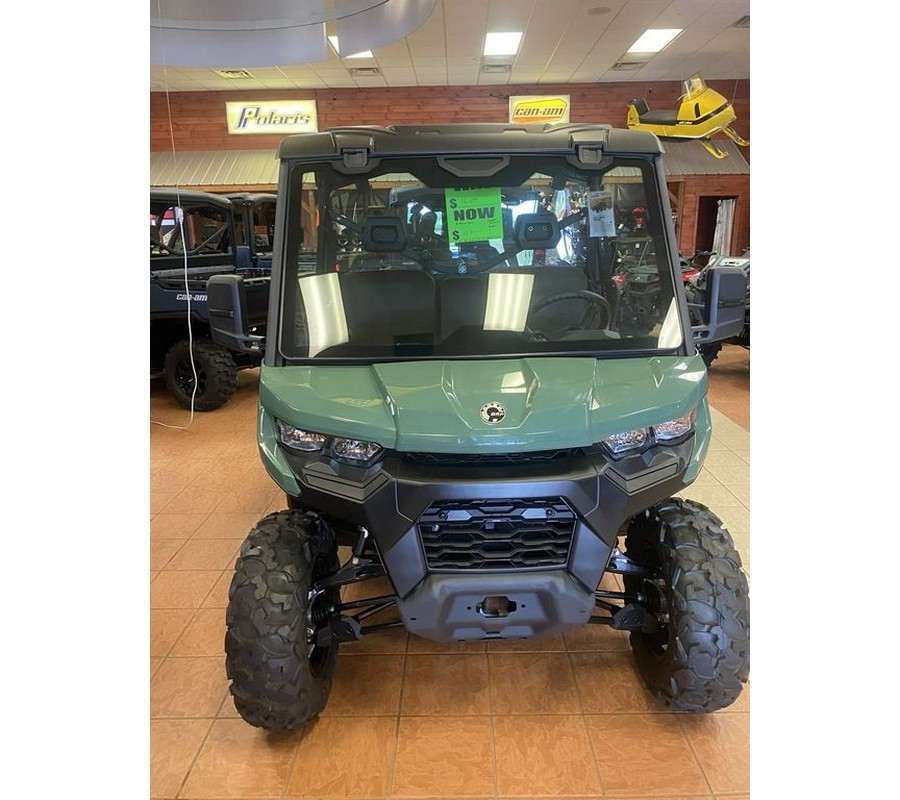 2025 Can-Am® Defender DPS HD9 Compass Green