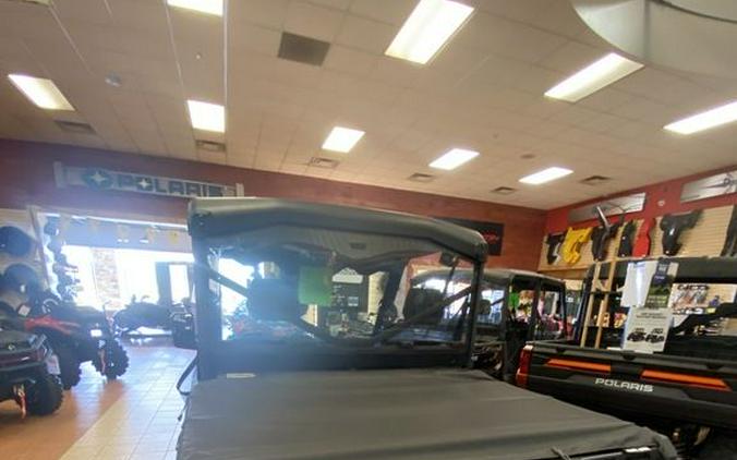 2025 Can-Am® Defender DPS HD9 Compass Green