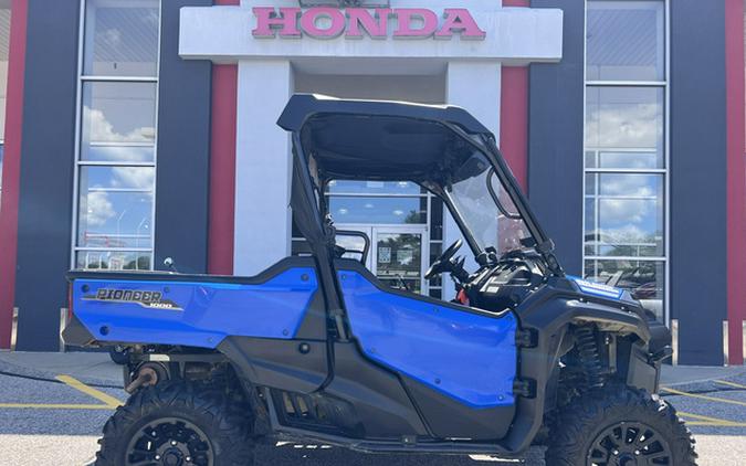 2021 Honda Pioneer 1000 Deluxe