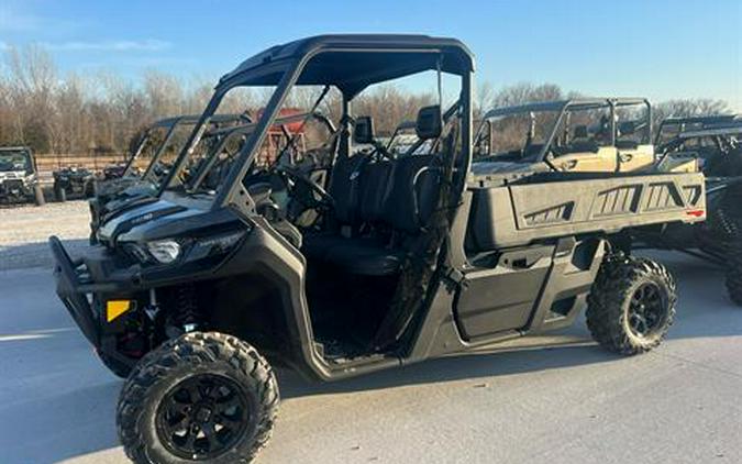 2024 Can-Am Defender Pro XT