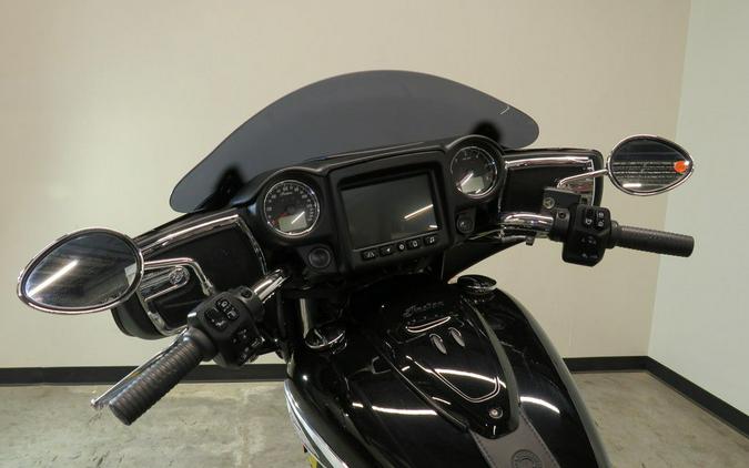 2023 Indian Motorcycle® Chieftain® Black Metallic