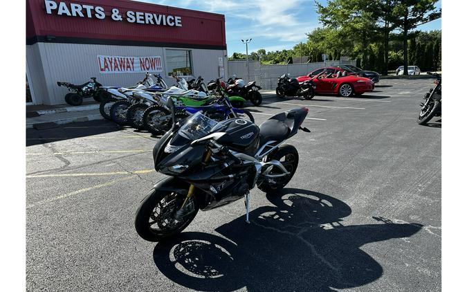 2021 Triumph DAYTONA MOTO2 765