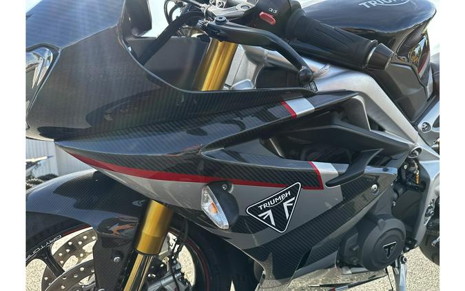 2021 Triumph DAYTONA MOTO2 765