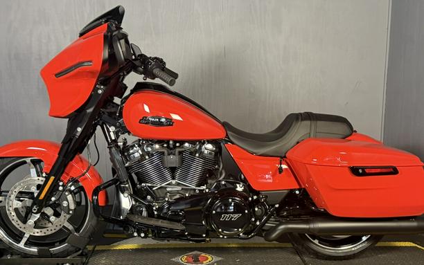 2026 Harley-Davidson® Street Glide® FLHX BLOOD ORANGE