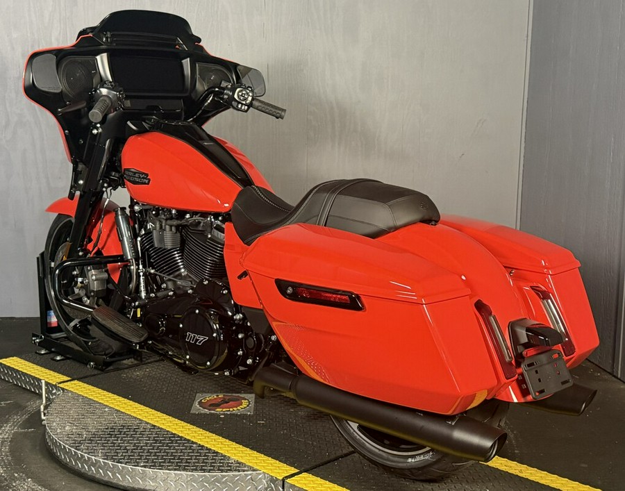 2026 Harley-Davidson® Street Glide® FLHX BLOOD ORANGE