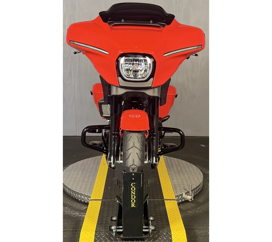 2026 Harley-Davidson® Street Glide® FLHX BLOOD ORANGE