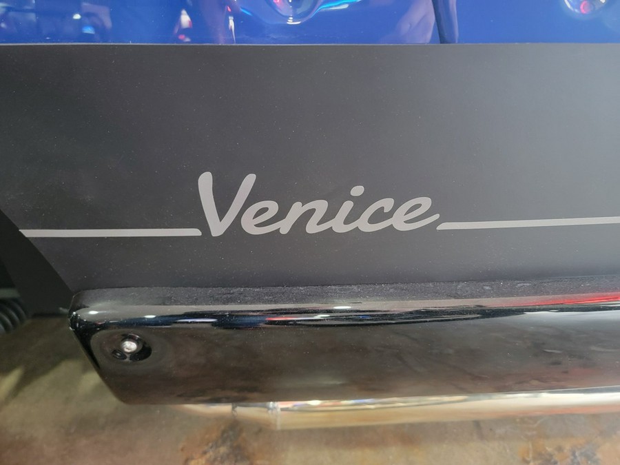 2023 Vanderhall VENICE GTS